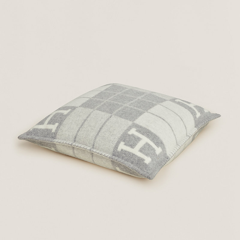 2024最新のスタイル Avalon III pillow, small model | Hermès Mainland China クッションカバー